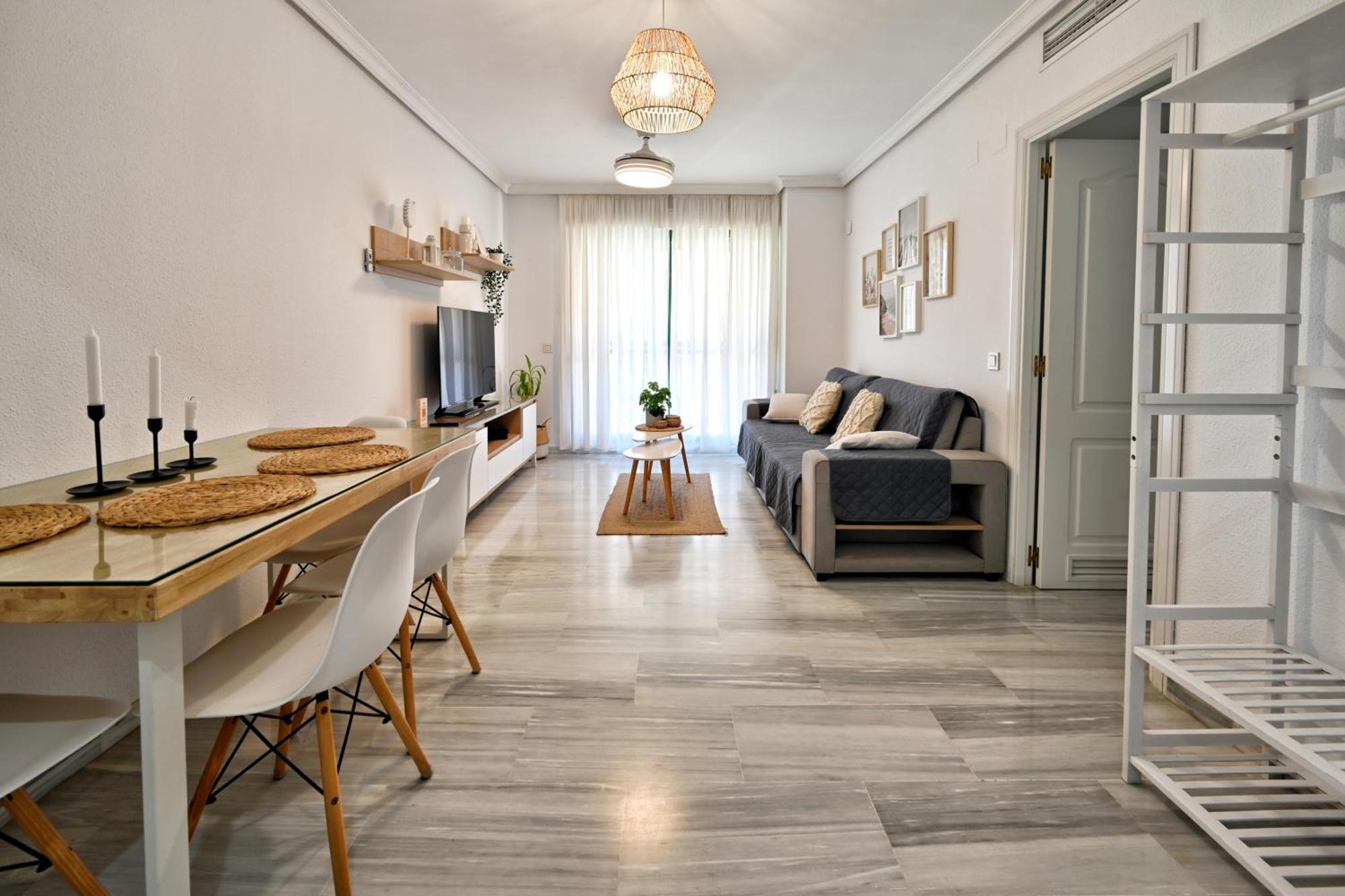 Love Rent4 Malaga Alamar توريمولينوس المظهر الخارجي الصورة